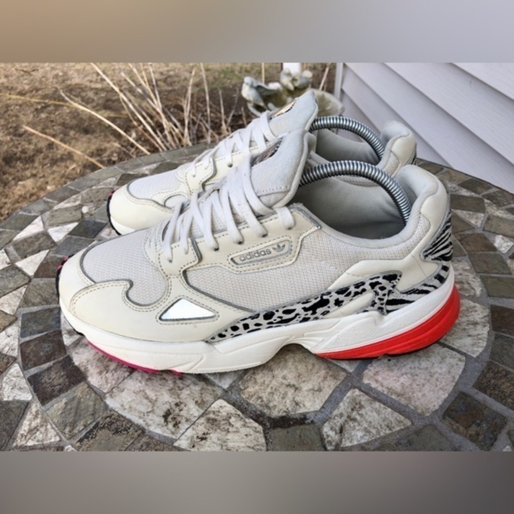 🪺Adidas Falcon ‘Leopard’ Lifestyle Sporty Sneakers